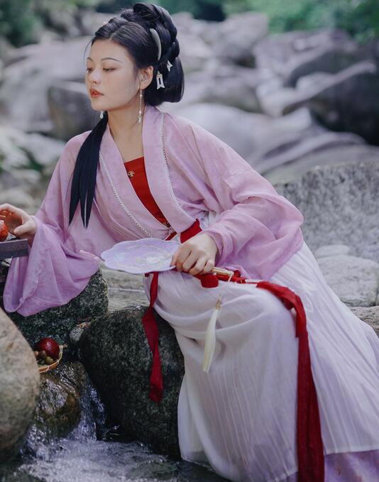 亚洲人女久久 亚洲人女久久