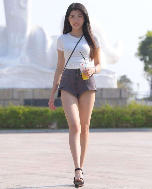 在线看国产亚洲老师 在线看国产亚洲老师