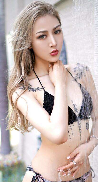 国产亚洲A V人片 国产亚洲A V人片