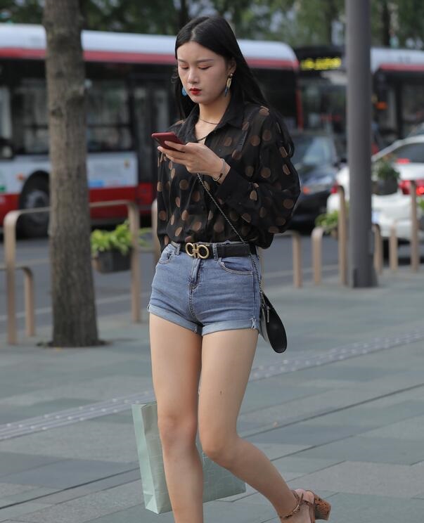 电光午夜蓝改色亚洲龙 电光午夜蓝改色亚洲龙