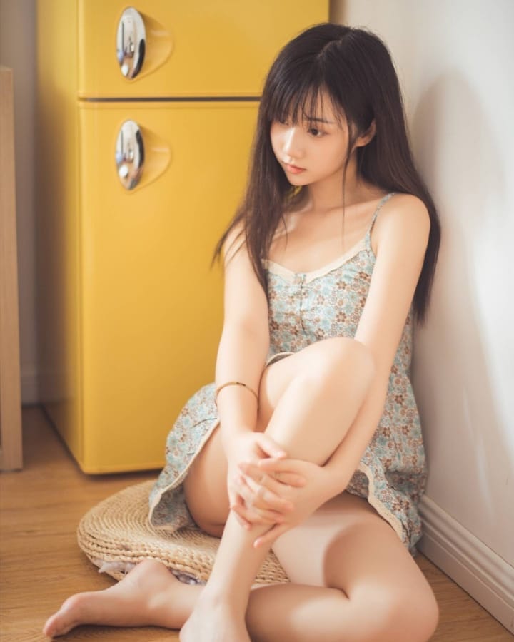 挺进邻居漂亮的娇妻