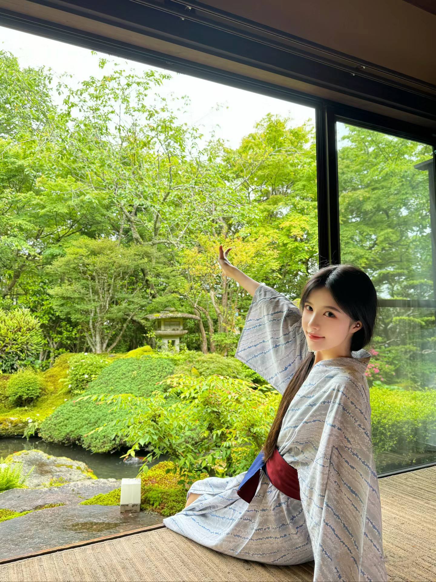 鲁丝片一区二区三区四区