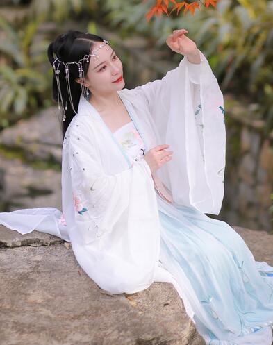 亚洲一级不卡视频歌舞团