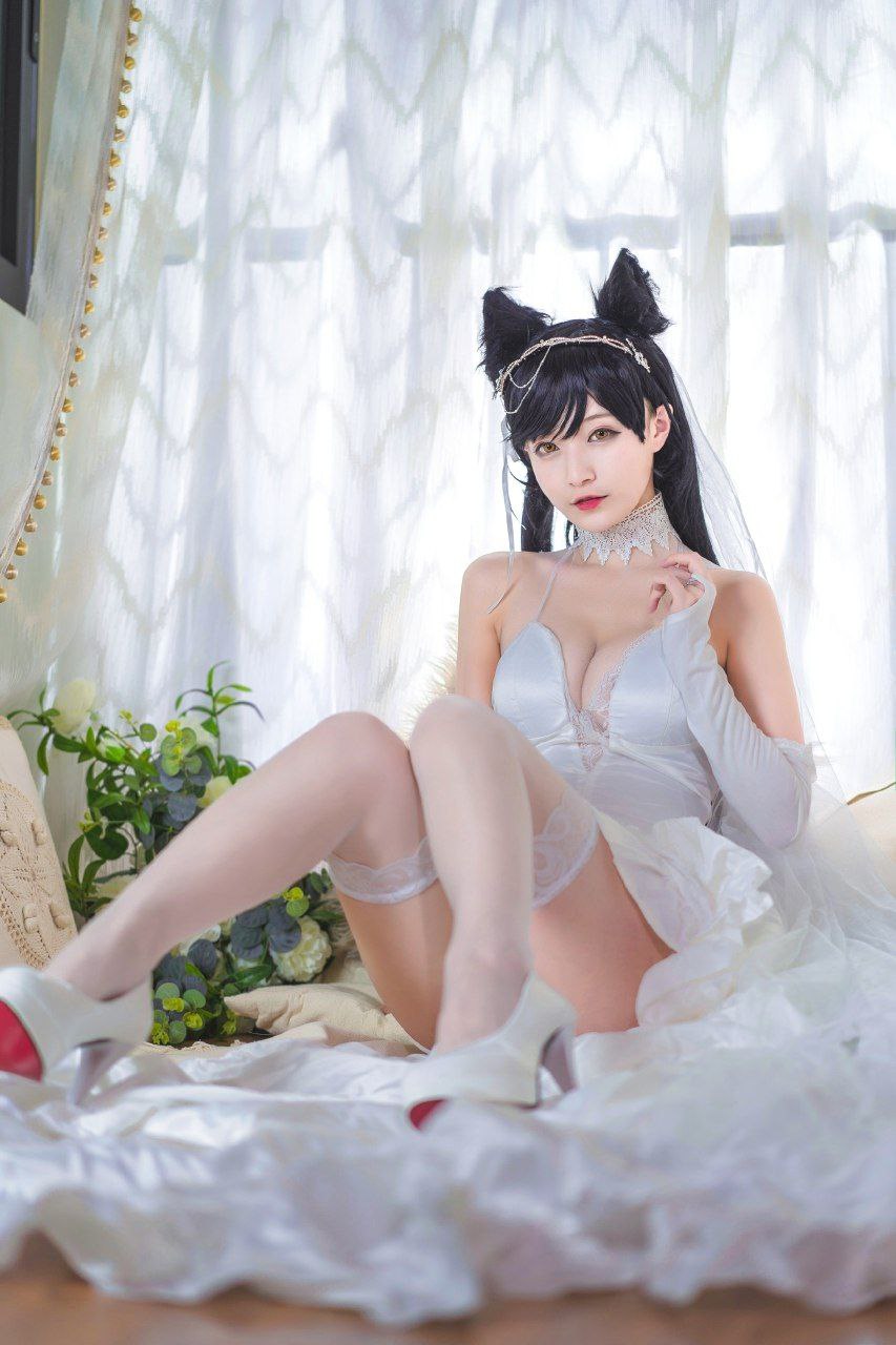 年轻丰满的女人毛绒绒 年轻丰满的女人毛绒绒